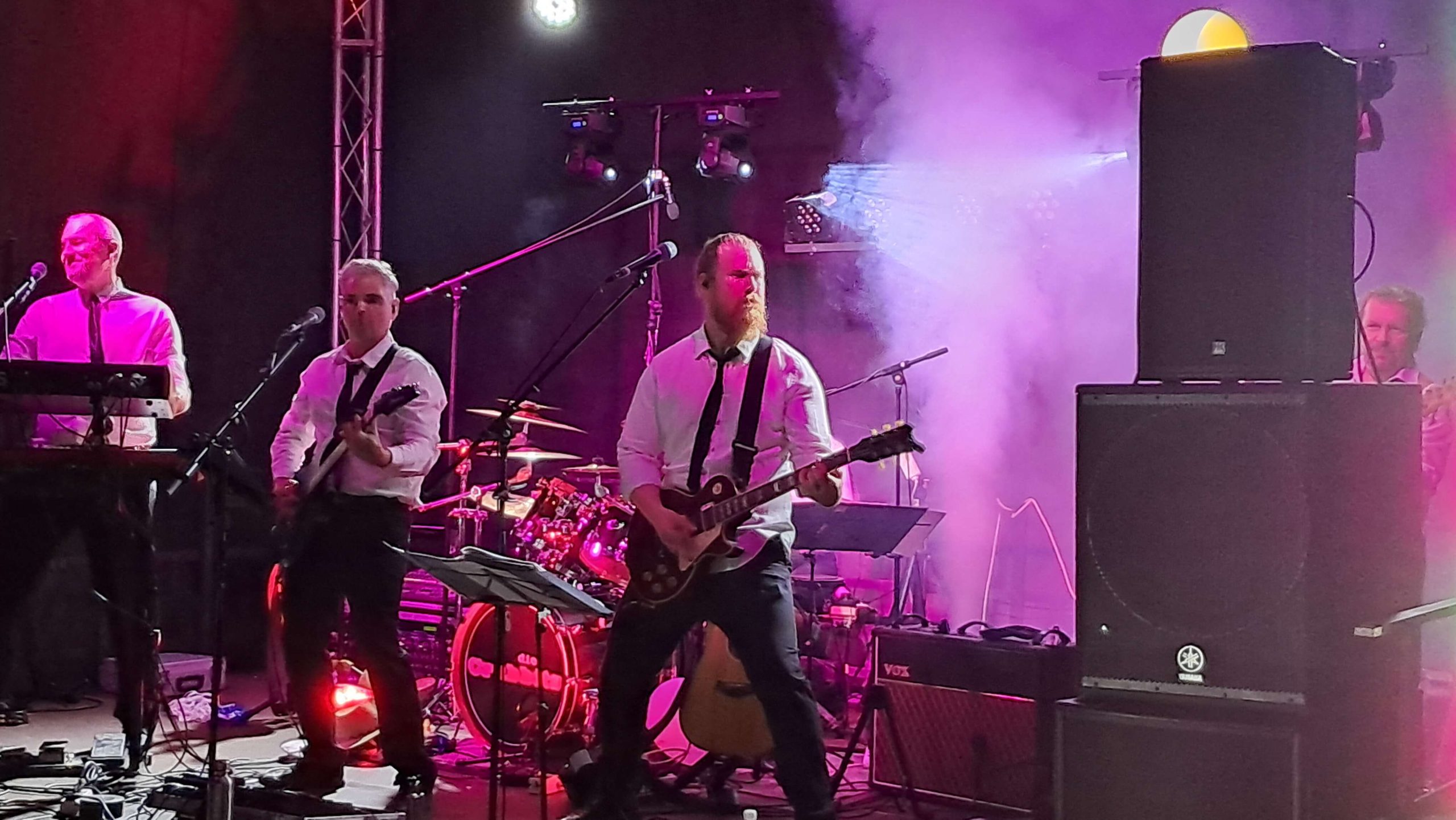 Partyzelt DJ Small liveband